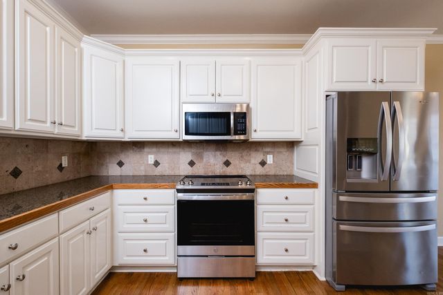 13600 Napoleon Road, Little Rock, AR 72211