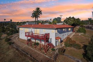 2397 Mira Sol Drive, Vista, CA 92084
