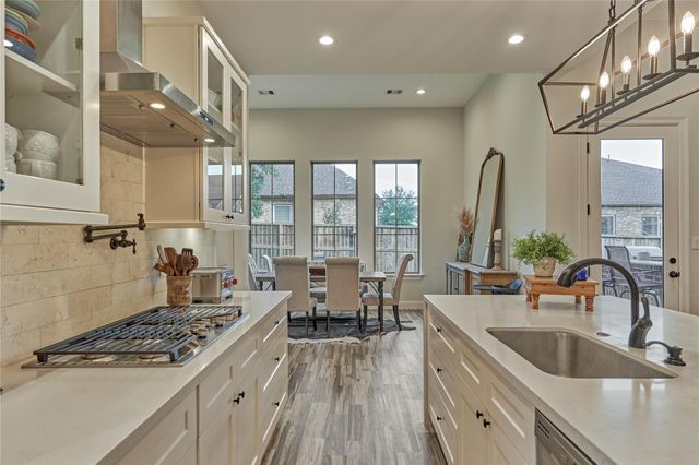 237 Blue Hill Drive, Montgomery, TX 77356