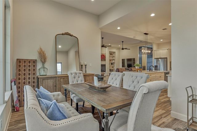 237 Blue Hill Drive, Montgomery, TX 77356