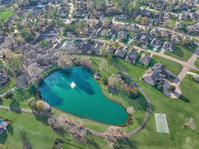 237 Blue Hill Drive, Montgomery, TX 77356