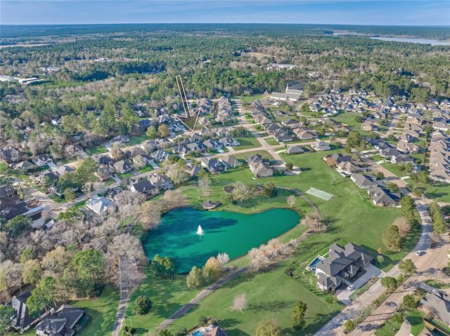 237 Blue Hill Drive, Montgomery, TX 77356