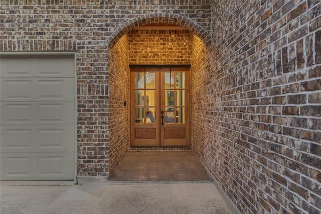 237 Blue Hill Drive, Montgomery, TX 77356