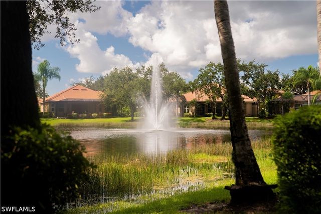5886 Paradise CIR, Naples, FL 34110