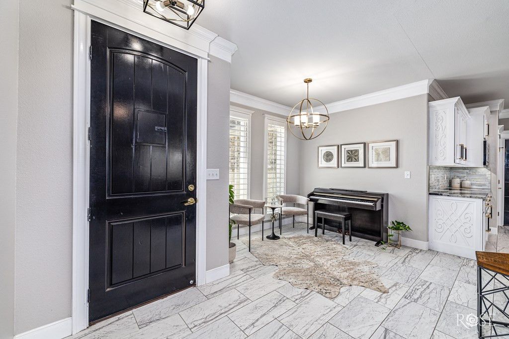 Image 12 of property listing at 4745 Karsten Creek, San Angelo, TX 76904