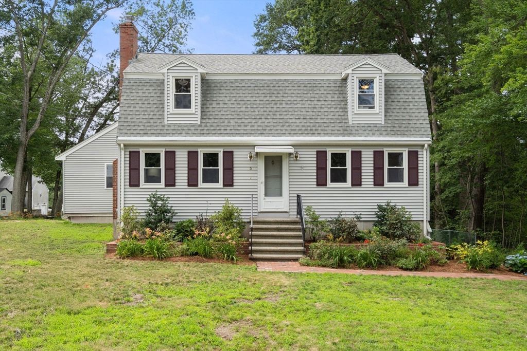 5 Rio Vista St., Billerica, MA 01862