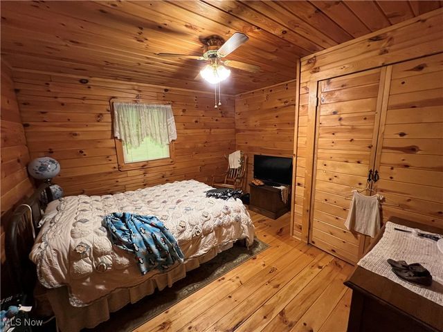 49215 Whittlesey Road, Amherst, OH 44001