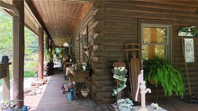 49215 Whittlesey Road, Amherst, OH 44001