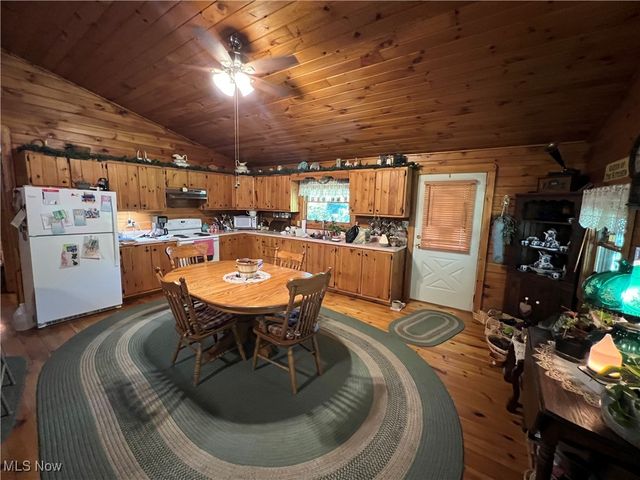 49215 Whittlesey Road, Amherst, OH 44001