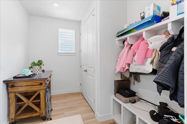 1306 E TALBOT DR, Kaysville, UT 84037