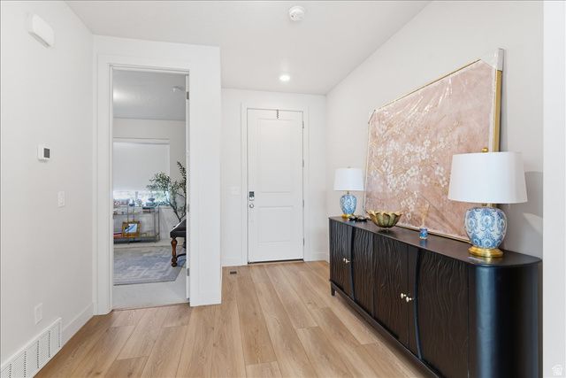 1306 E TALBOT DR, Kaysville, UT 84037