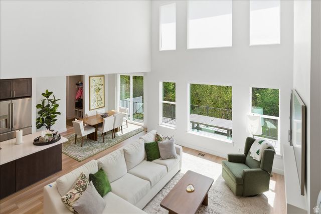 1306 E TALBOT DR, Kaysville, UT 84037