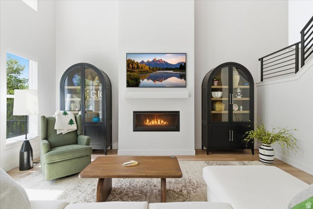 Image 11 of property listing at 1306 E TALBOT DR, Kaysville, UT 84037