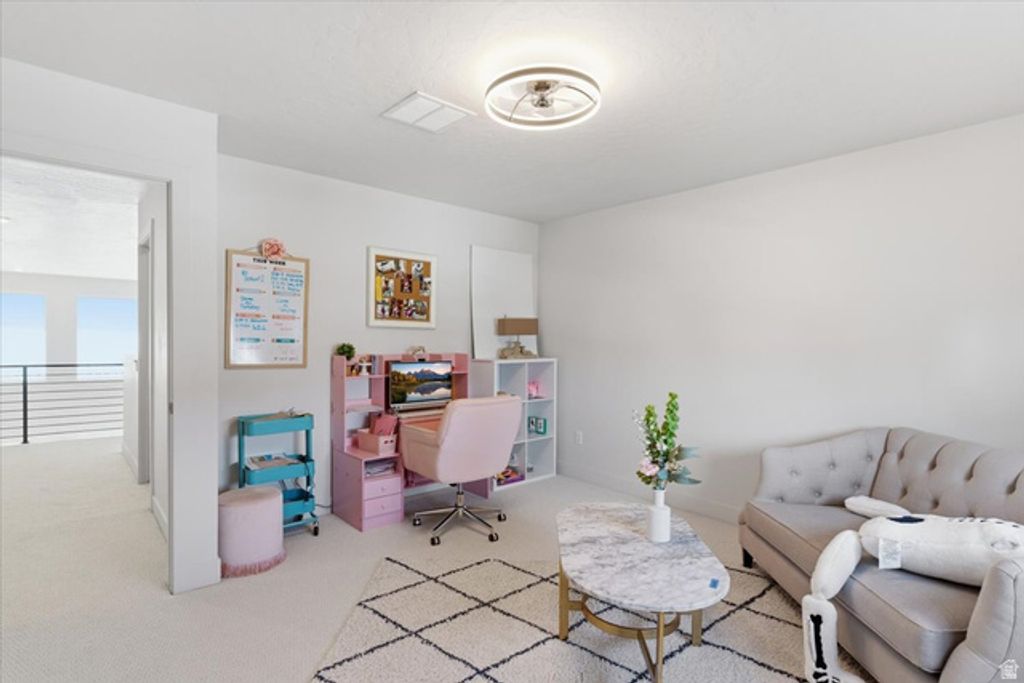Image 25 of property listing at 1306 E TALBOT DR, Kaysville, UT 84037