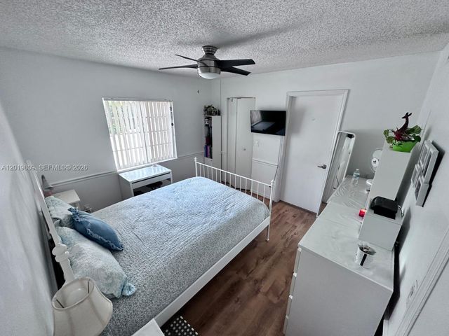 2078 Madeira Dr 0, Weston, FL 33327