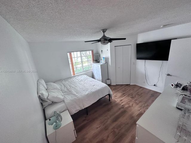 2078 Madeira Dr 0, Weston, FL 33327