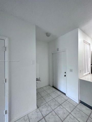 2078 Madeira Dr 0, Weston, FL 33327
