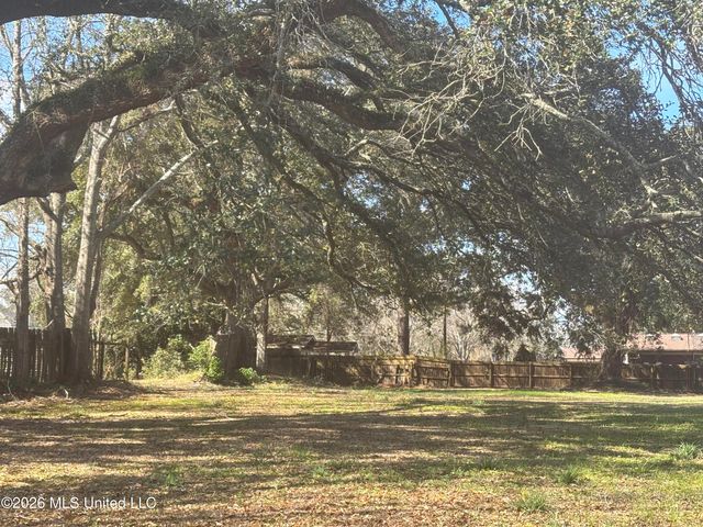 535 Kahler Street, Gulfport, MS 39507