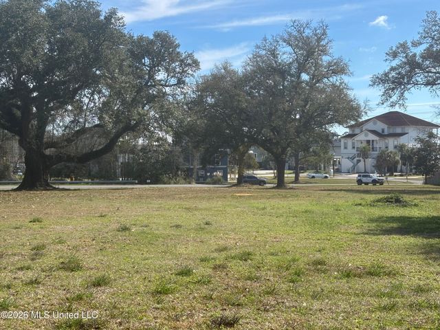 535 Kahler Street, Gulfport, MS 39507