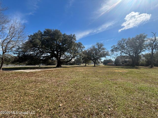 535 Kahler Street, Gulfport, MS 39507