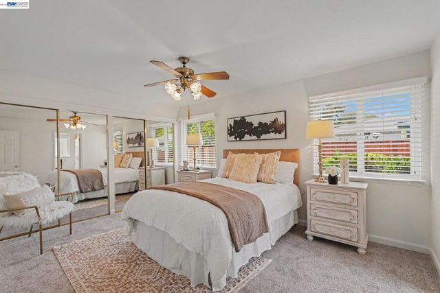 998 Wagoner Dr, Livermore, CA 94550