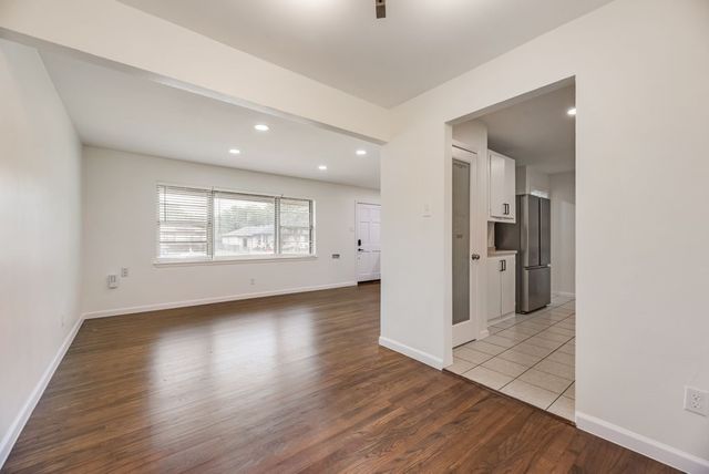1959 Hillburn Drive, Dallas, TX 75217
