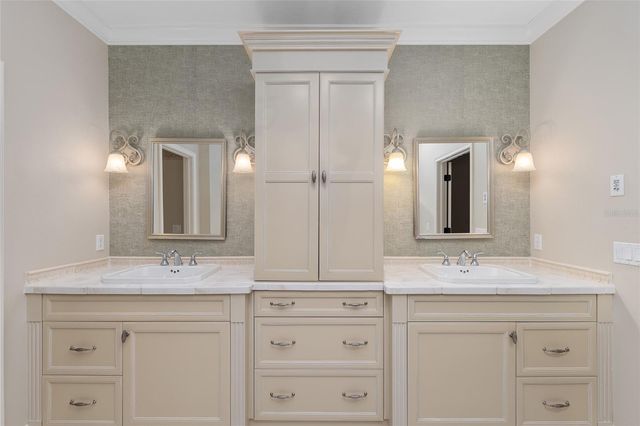 3525 NW 18TH AVENUE, Gainesville, FL 32605