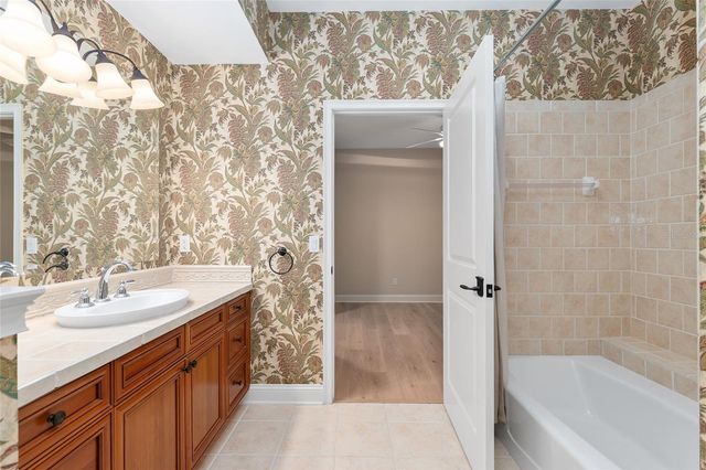 3525 NW 18TH AVENUE, Gainesville, FL 32605