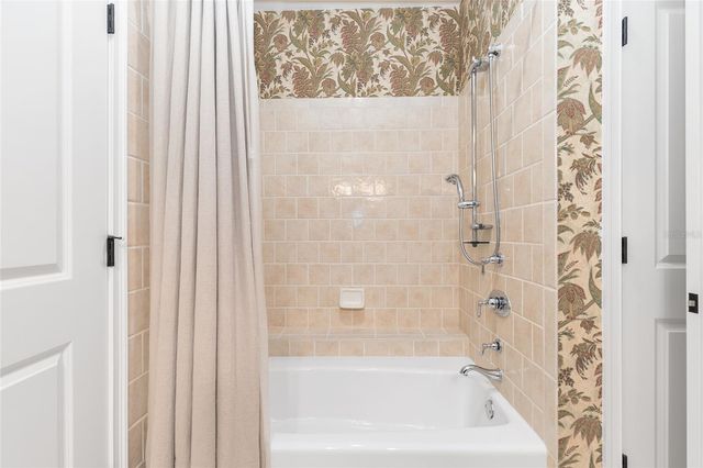 3525 NW 18TH AVENUE, Gainesville, FL 32605