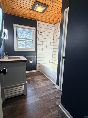 5602 S Adams Street, Marion, IN 46953