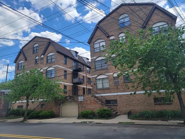 63 Rome St, Newark City, NJ 07105