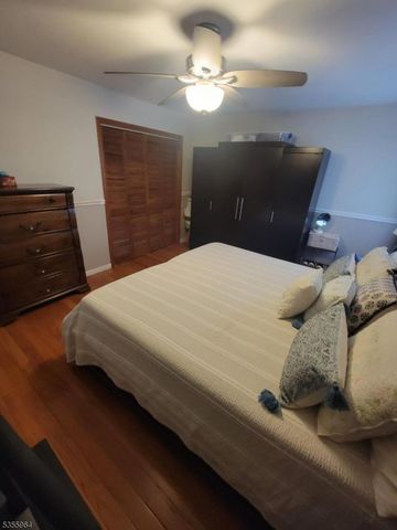 63 Rome St, Newark City, NJ 07105