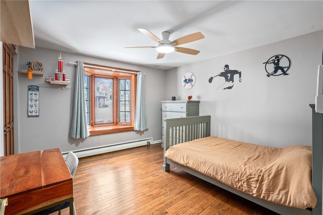 114 Orchard Hilands Dr, Peters Twp, PA 15367