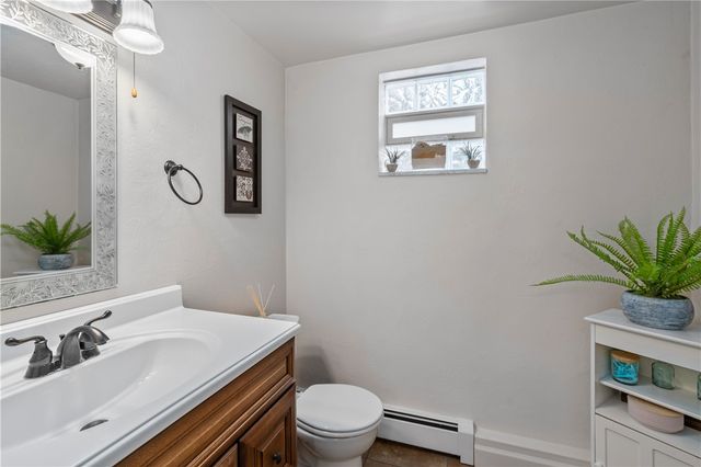 114 Orchard Hilands Dr, Peters Twp, PA 15367