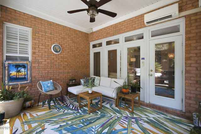 652 Belhaven Drive, Wilmington, NC 28411
