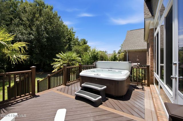 652 Belhaven Drive, Wilmington, NC 28411