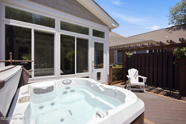 652 Belhaven Drive, Wilmington, NC 28411