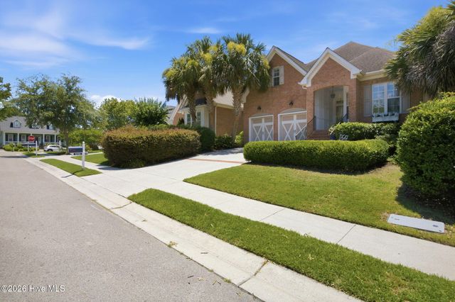 652 Belhaven Drive, Wilmington, NC 28411