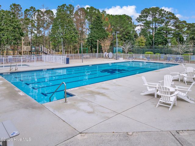 652 Belhaven Drive, Wilmington, NC 28411