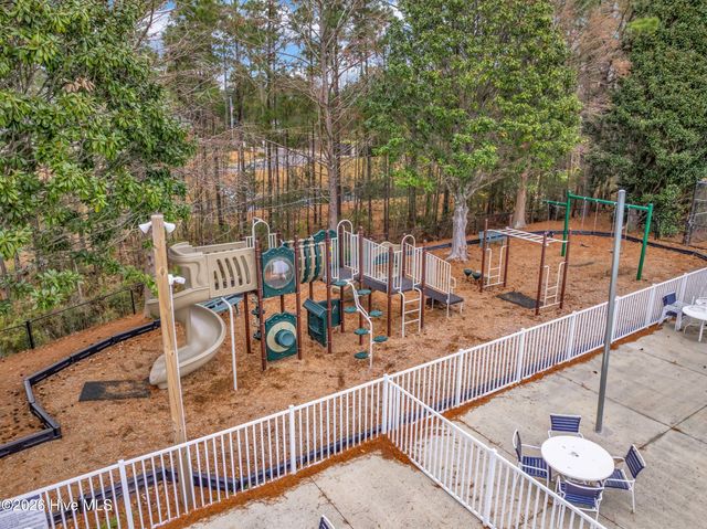 652 Belhaven Drive, Wilmington, NC 28411