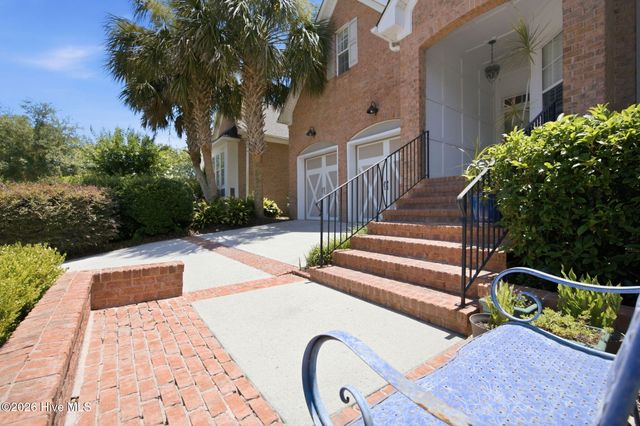 652 Belhaven Drive, Wilmington, NC 28411