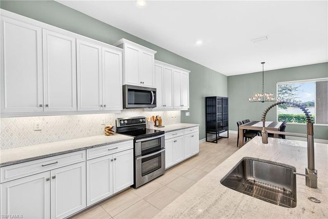 14523 Kelson CIR, Naples, FL 34114