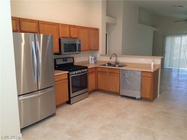 3220 Little Stream Street, Las Vegas, NV 89135