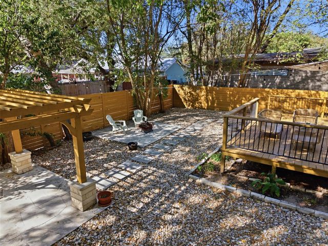 5614 SHOALWOOD Ave, Austin, TX 78756