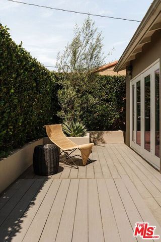 9008 Elevado Street, West Hollywood, CA 90069