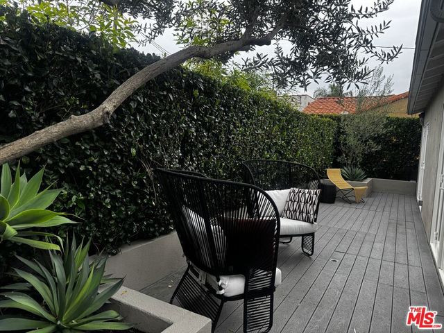 9008 Elevado Street, West Hollywood, CA 90069