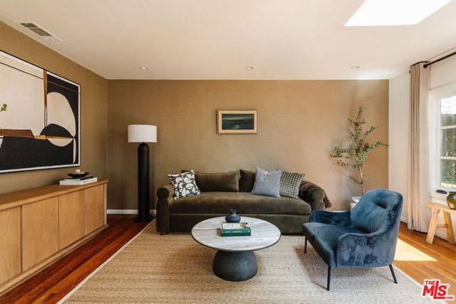 9008 Elevado Street, West Hollywood, CA 90069