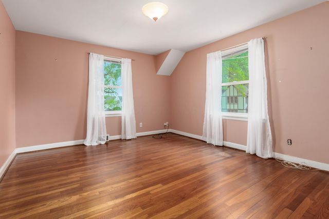 60 W Schreyer Place, Columbus, OH 43214