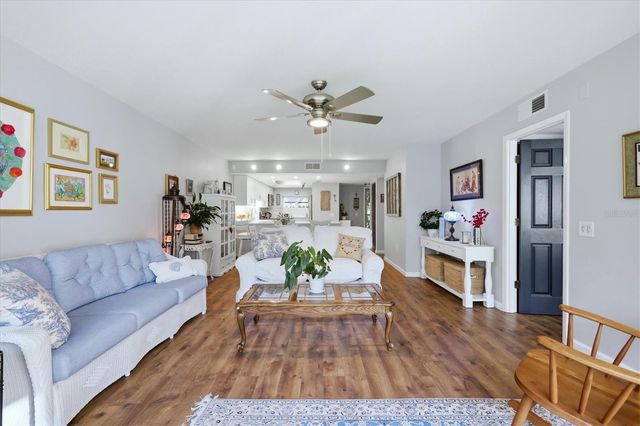 3361 CROSS CREEK DRIVE 3361, Sarasota, FL 34231