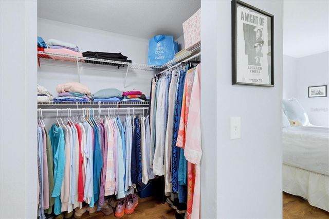 3361 CROSS CREEK DRIVE 3361, Sarasota, FL 34231